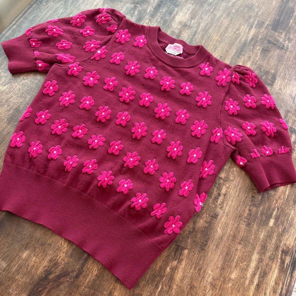 KATE SPADE Burgundy Pink Marker Floral Short Sleeve Sweater. Excellent condition - Picture 2 of 9